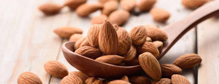 Almonds Have Many Health Benefits for Men & Women