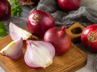 Can Onions be used to Treat Health Problems?
